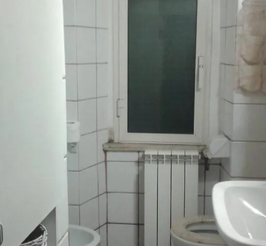 Bed And Breakfast לינה וארוחת בוקר